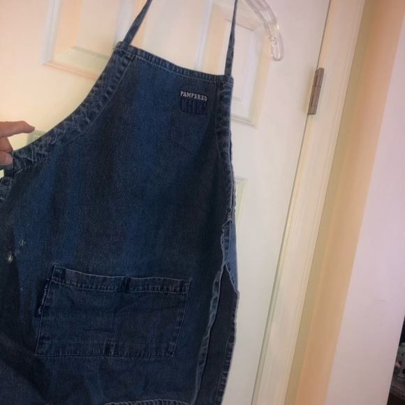 The Pampered Chef Other - Pampered Chef Kids Blue Denim Apron READ